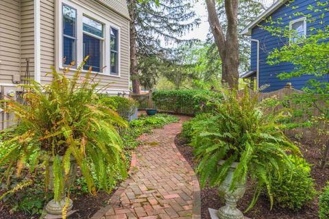 Tiny photo for 5 Broadway Place, Normal, IL 61761 (MLS # 12588757)