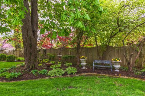 Tiny photo for 5 Broadway Place, Normal, IL 61761 (MLS # 12588757)