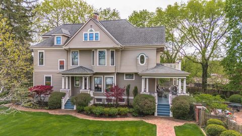 Photo of 5 Broadway Place, Normal, IL 61761 (MLS # 12588757)