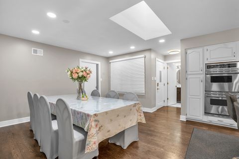 Tiny photo for 8100 Lorel Avenue, Burbank, IL 60459 (MLS # 12614534)