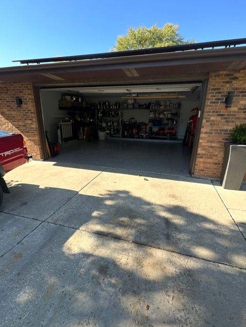 Tiny photo for 8100 Lorel Avenue, Burbank, IL 60459 (MLS # 12614534)