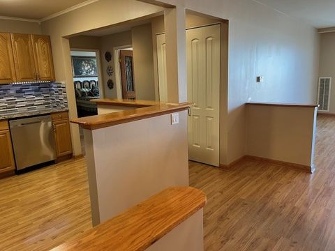 Tiny photo for 245 S Park Lane #424, Palatine, IL 60074 (MLS # 12593658)