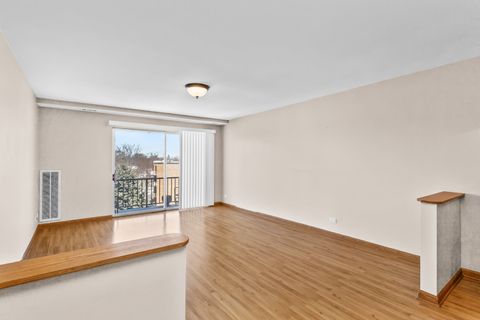 Tiny photo for 245 S Park Lane #424, Palatine, IL 60074 (MLS # 12593658)