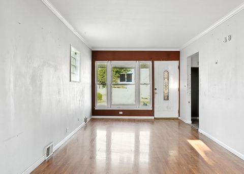 Tiny photo for 3310 Highland Avenue, Berwyn, IL 60402 (MLS # 12445410)