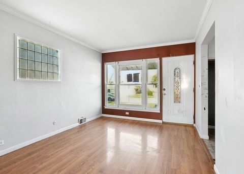 Tiny photo for 3310 Highland Avenue, Berwyn, IL 60402 (MLS # 12445410)