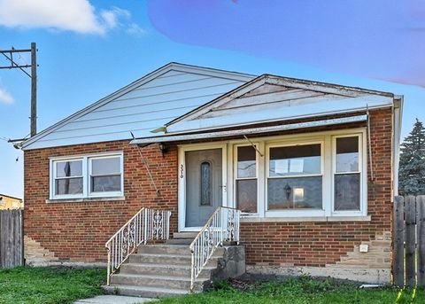 Tiny photo for 3310 Highland Avenue, Berwyn, IL 60402 (MLS # 12445410)