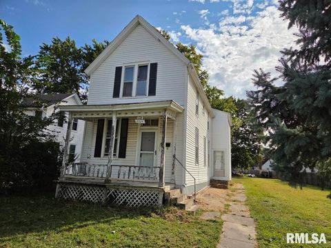 Tiny photo for 1324 N 9TH Street, Quincy, IL 62301 (MLS # QC4266714)