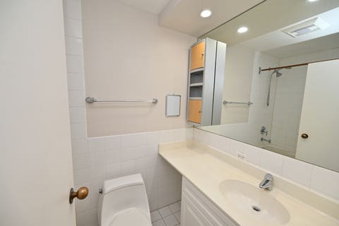 Tiny photo for 807 CHURCH Street #313, Evanston, IL 60201 (MLS # 12714023)