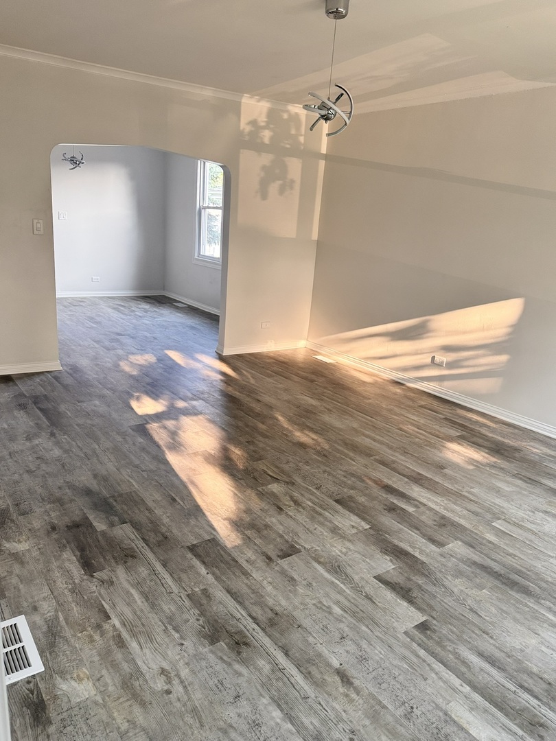 3215 S 54th Court