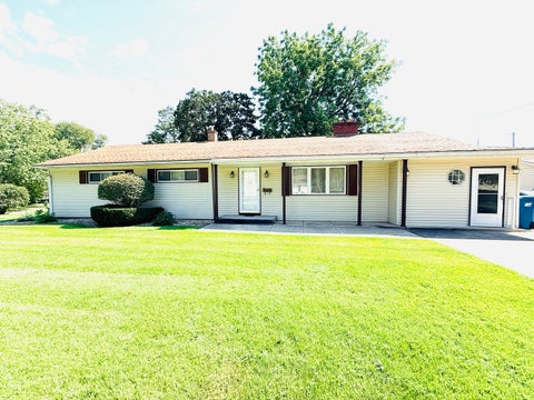 Tiny photo for 525 E Honeywell Street, Hoopeston, IL 60942 (MLS # 12728285)