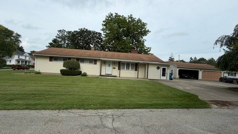 Tiny photo for 525 E Honeywell Street, Hoopeston, IL 60942 (MLS # 12728285)