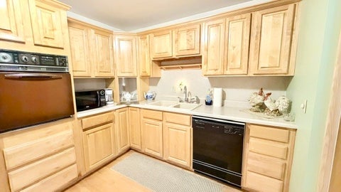 Tiny photo for 525 E Honeywell Street, Hoopeston, IL 60942 (MLS # 12728285)