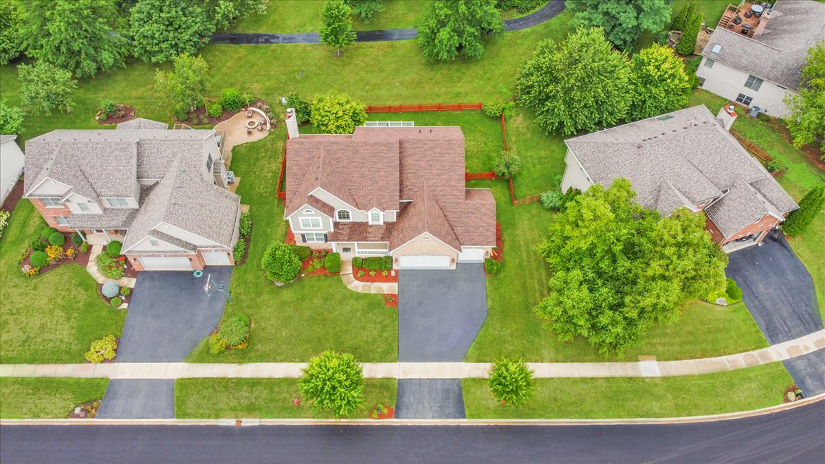 1142 Grace Drive