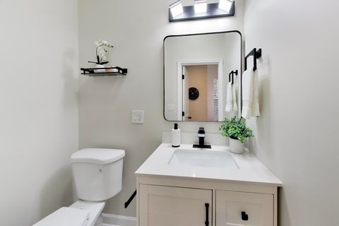 Tiny photo for 1033 S Claremont Avenue, Chicago, IL 60612 (MLS # 12687293)