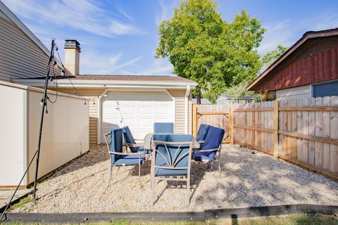 Tiny photo for 535 Estate Drive, Buffalo Grove, IL 60089 (MLS # 12491080)