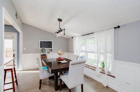 Tiny photo for 535 Estate Drive, Buffalo Grove, IL 60089 (MLS # 12491080)