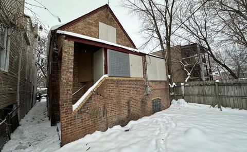 Tiny photo for 6643 S Wood Street, Chicago, IL 60636 (MLS # 12531652)