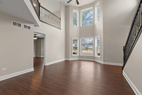 Tiny photo for 16150 Hillcrest Circle, Orland Park, IL 60467 (MLS # 12492114)