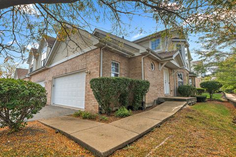 Photo of 16150 Hillcrest Circle, Orland Park, IL 60467 (MLS # 12492114)
