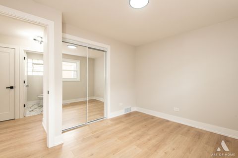 Tiny photo for 7715 New England Avenue, Burbank, IL 60459 (MLS # 12558646)