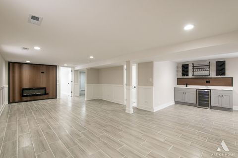 Tiny photo for 7715 New England Avenue, Burbank, IL 60459 (MLS # 12558646)