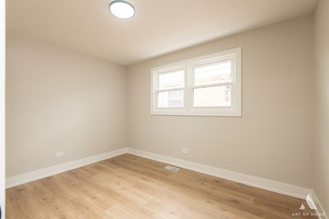 Tiny photo for 7715 New England Avenue, Burbank, IL 60459 (MLS # 12558646)