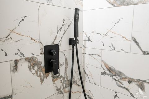 Tiny photo for 7715 New England Avenue, Burbank, IL 60459 (MLS # 12558646)