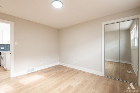 Tiny photo for 7715 New England Avenue, Burbank, IL 60459 (MLS # 12558646)