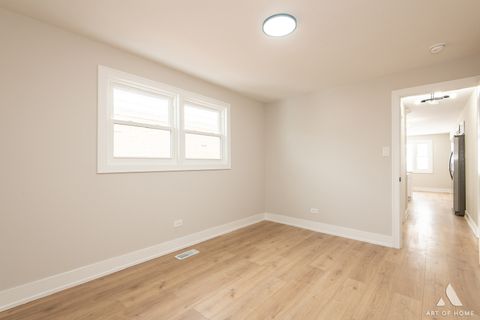 Tiny photo for 7715 New England Avenue, Burbank, IL 60459 (MLS # 12558646)