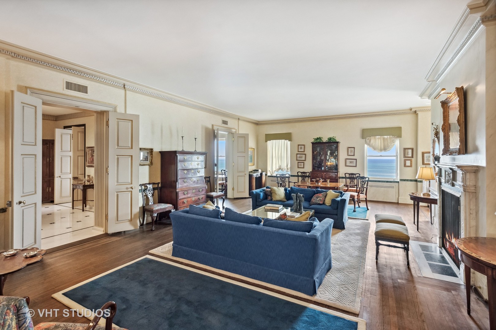 1242 N Lake Shore Drive 25