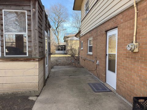 Tiny photo for 10 Linden Avenue, Buffalo Grove, IL 60089 (MLS # 12580254)