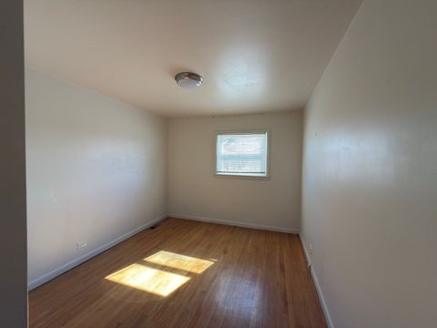 Tiny photo for 10 Linden Avenue, Buffalo Grove, IL 60089 (MLS # 12580254)
