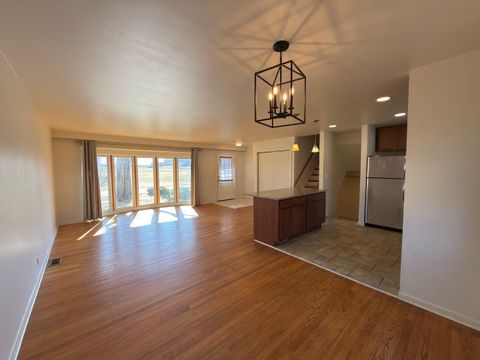 Tiny photo for 10 Linden Avenue, Buffalo Grove, IL 60089 (MLS # 12580254)