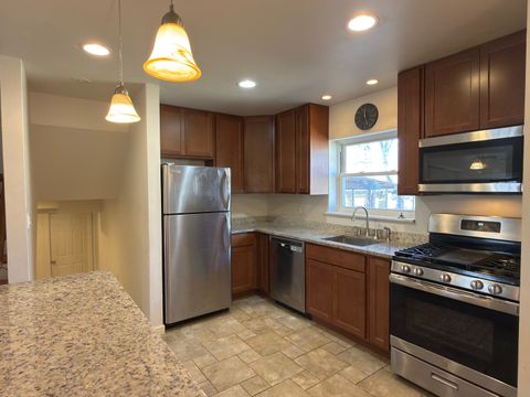 Tiny photo for 10 Linden Avenue, Buffalo Grove, IL 60089 (MLS # 12580254)