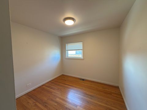 Tiny photo for 10 Linden Avenue, Buffalo Grove, IL 60089 (MLS # 12580254)