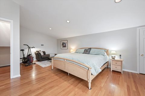 Tiny photo for 9242 Ridgeway Avenue, Evanston, IL 60203 (MLS # 12616329)