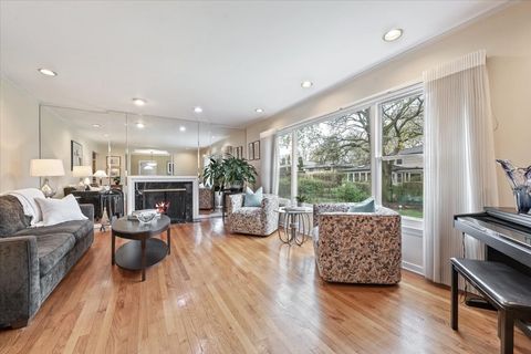 Tiny photo for 9242 Ridgeway Avenue, Evanston, IL 60203 (MLS # 12616329)