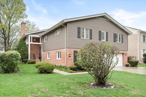 Photo of 9242 Ridgeway Avenue, Evanston, IL 60203 (MLS # 12616329)