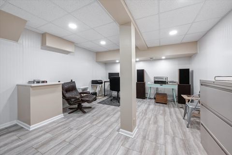 Tiny photo for 9242 Ridgeway Avenue, Evanston, IL 60203 (MLS # 12616329)