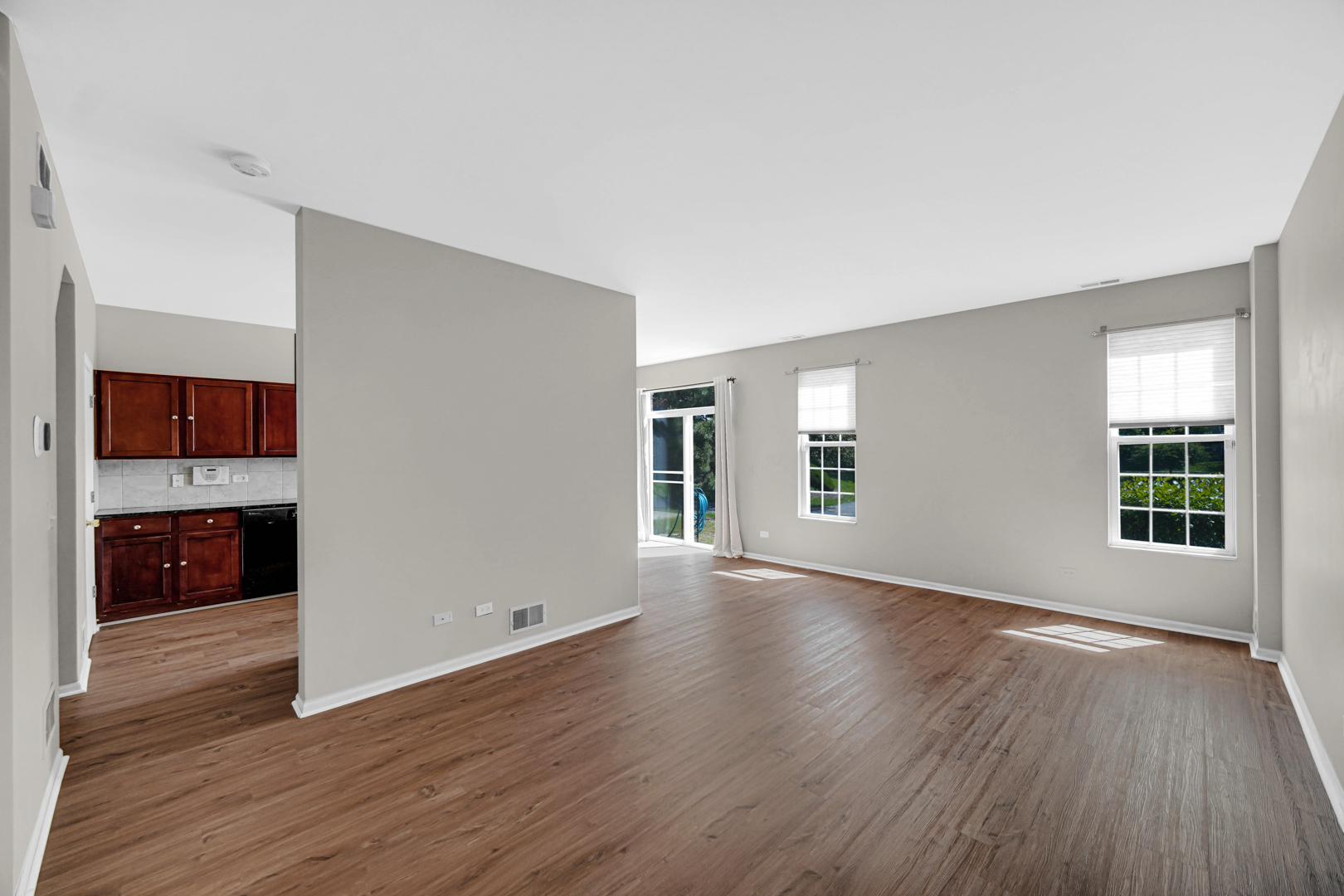 5005 Corning Court