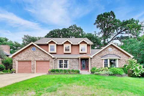 Photo of 8751 Carlisle Court, Darien, IL 60561 (MLS # 12738508)