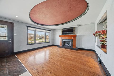 Tiny photo for 3813 153rd Street, Midlothian, IL 60445 (MLS # 12618396)