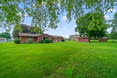 Tiny photo for 1102 Vale Street S, Sandwich, IL 60548 (MLS # 12426445)