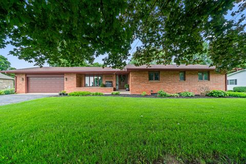 Photo of 1102 Vale Street S, Sandwich, IL 60548 (MLS # 12426445)