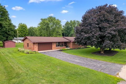 Tiny photo for 1102 Vale Street S, Sandwich, IL 60548 (MLS # 12426445)
