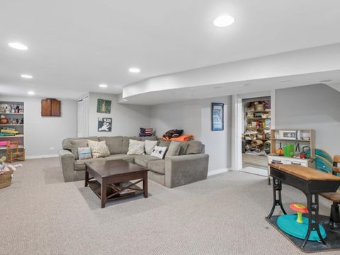 Tiny photo for 518 Vine Avenue, Park Ridge, IL 60068 (MLS # 12576762)