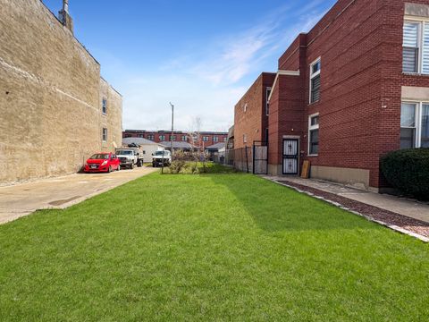 3333 S Indiana Avenue Chicago IL 60616