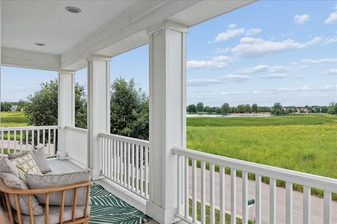 Tiny photo for 860 Blazing Star Road, Grayslake, IL 60030 (MLS # 12675236)
