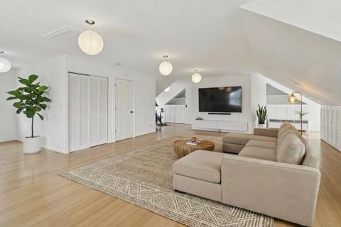 Tiny photo for 860 Blazing Star Road, Grayslake, IL 60030 (MLS # 12675236)