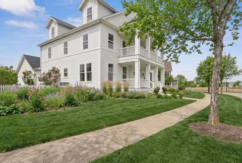 Tiny photo for 860 Blazing Star Road, Grayslake, IL 60030 (MLS # 12675236)